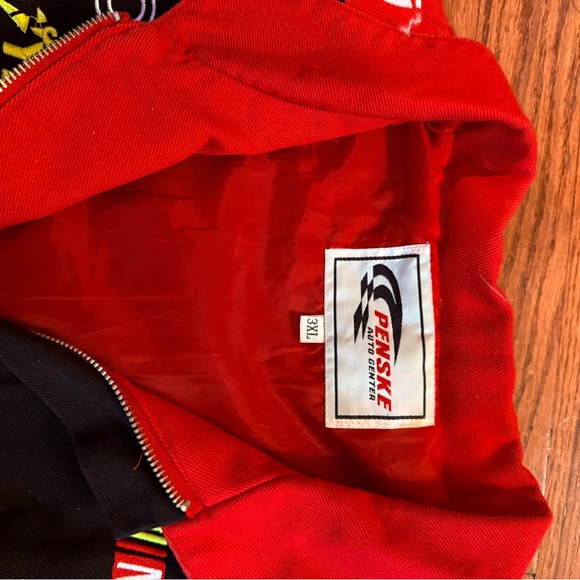 NASCAR Penske Red Racing Jacket - Picture 3 of 6